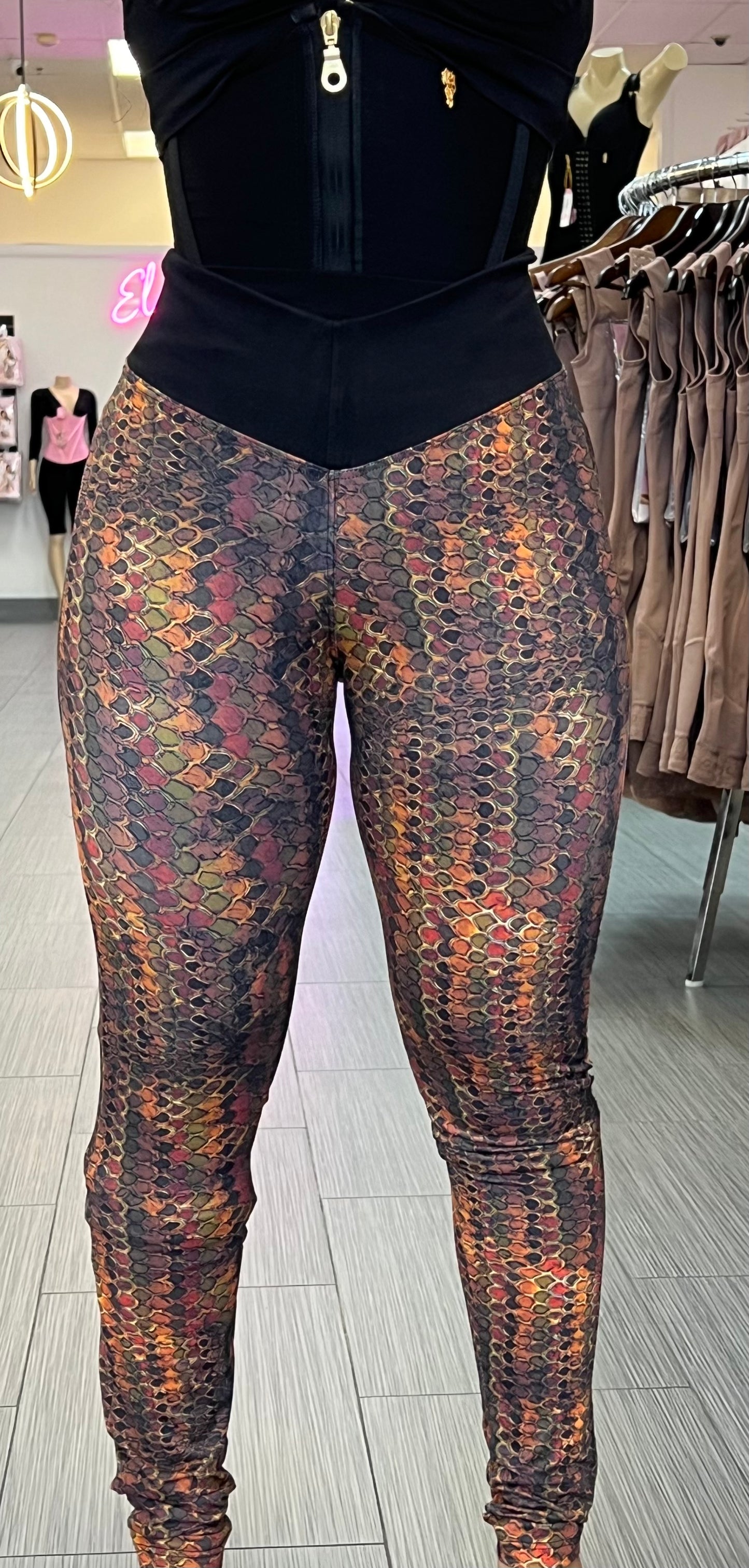 9043 Elegant figure push up leggings