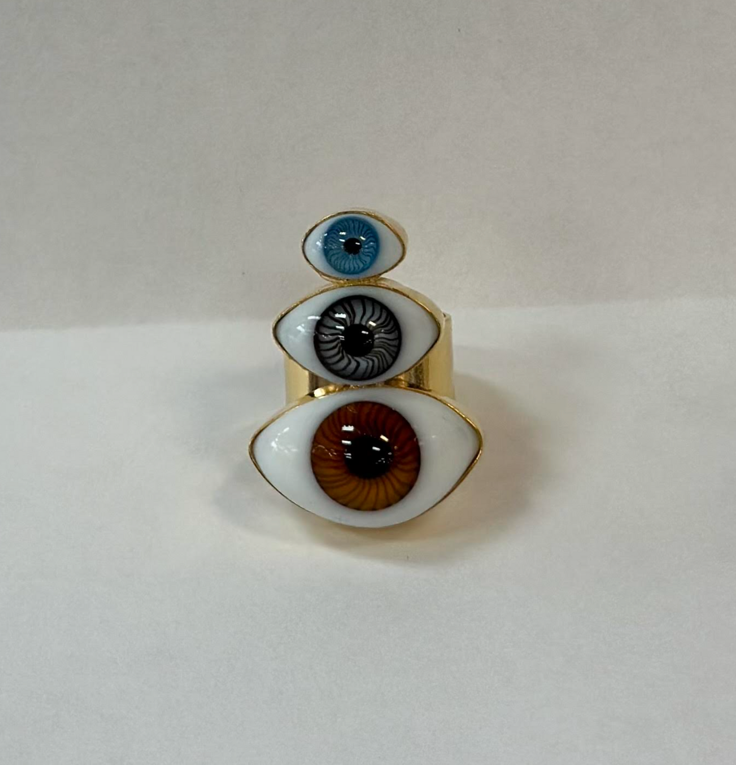 3 Eyes Ring
