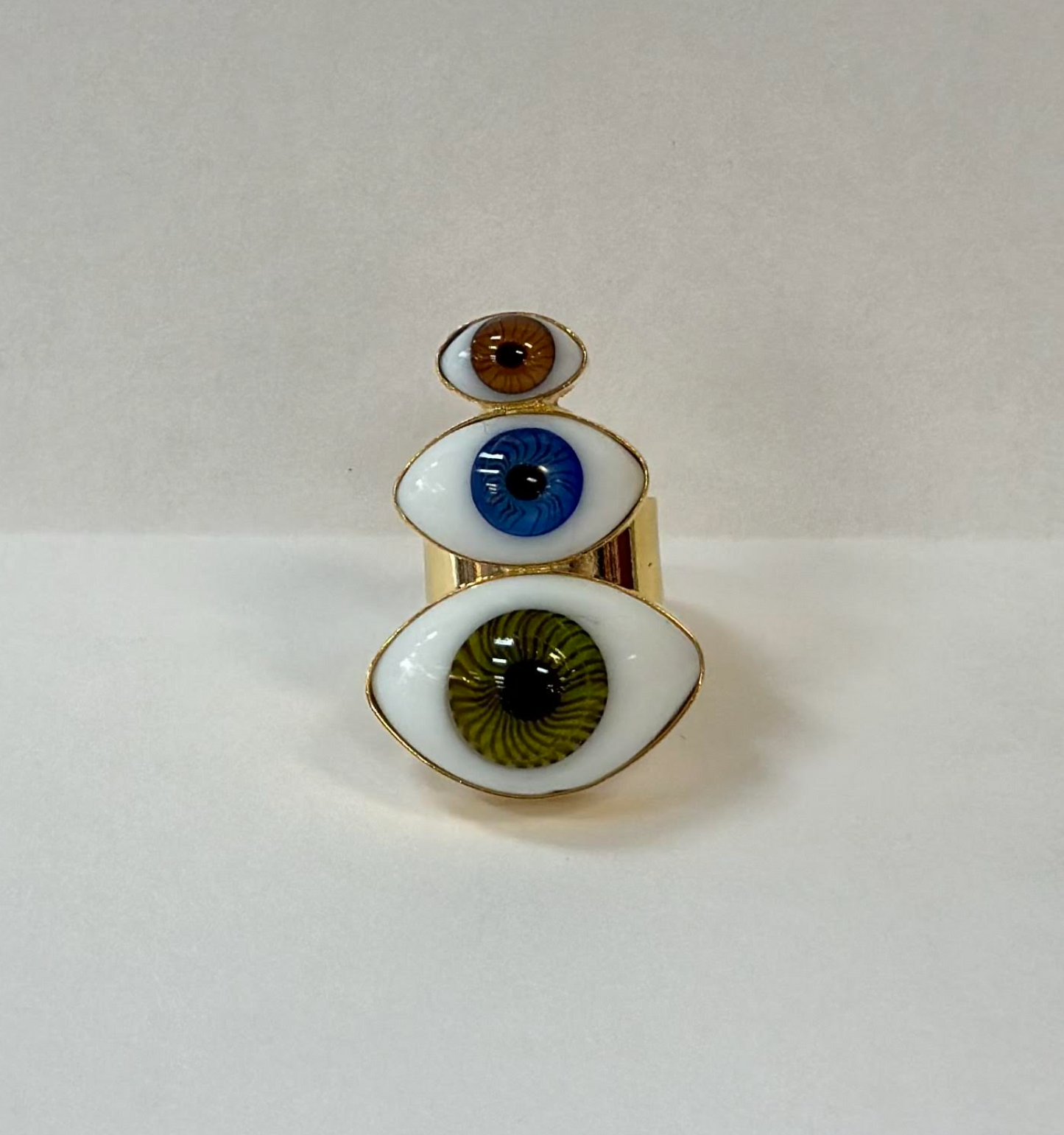3 Eyes Ring